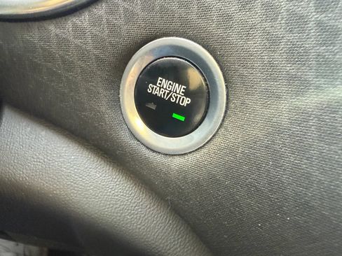 Used 2016 Chevrolet Malibu LT image 22