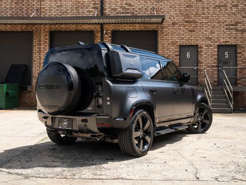 Used 2023 Land Rover Defender 110 Carpathian Edition AWD/4WD image 2