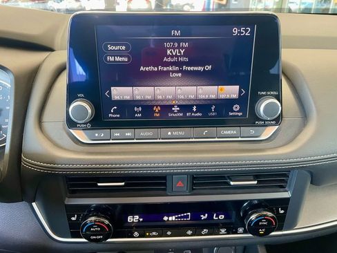 Certified 2024 Nissan Rogue SV w/ SV Premium Package image 15