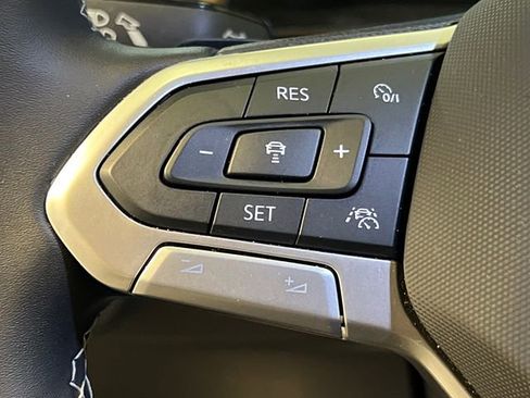 Certified 2024 Volkswagen Atlas SE AWD/4WD image 23