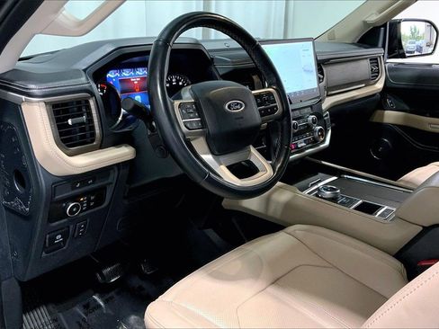 Used 2024 Ford Expedition Max Limited image 14
