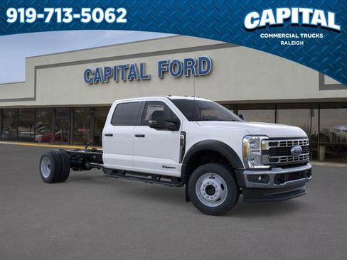 New 2026 Ford F550 4x4 Crew Cab image 7