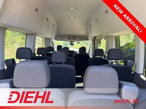 Used 2024 Ford Transit 350 XLT image 10