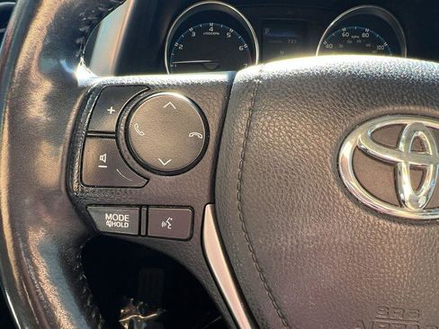 Used 2018 Toyota RAV4 Platinum image 20