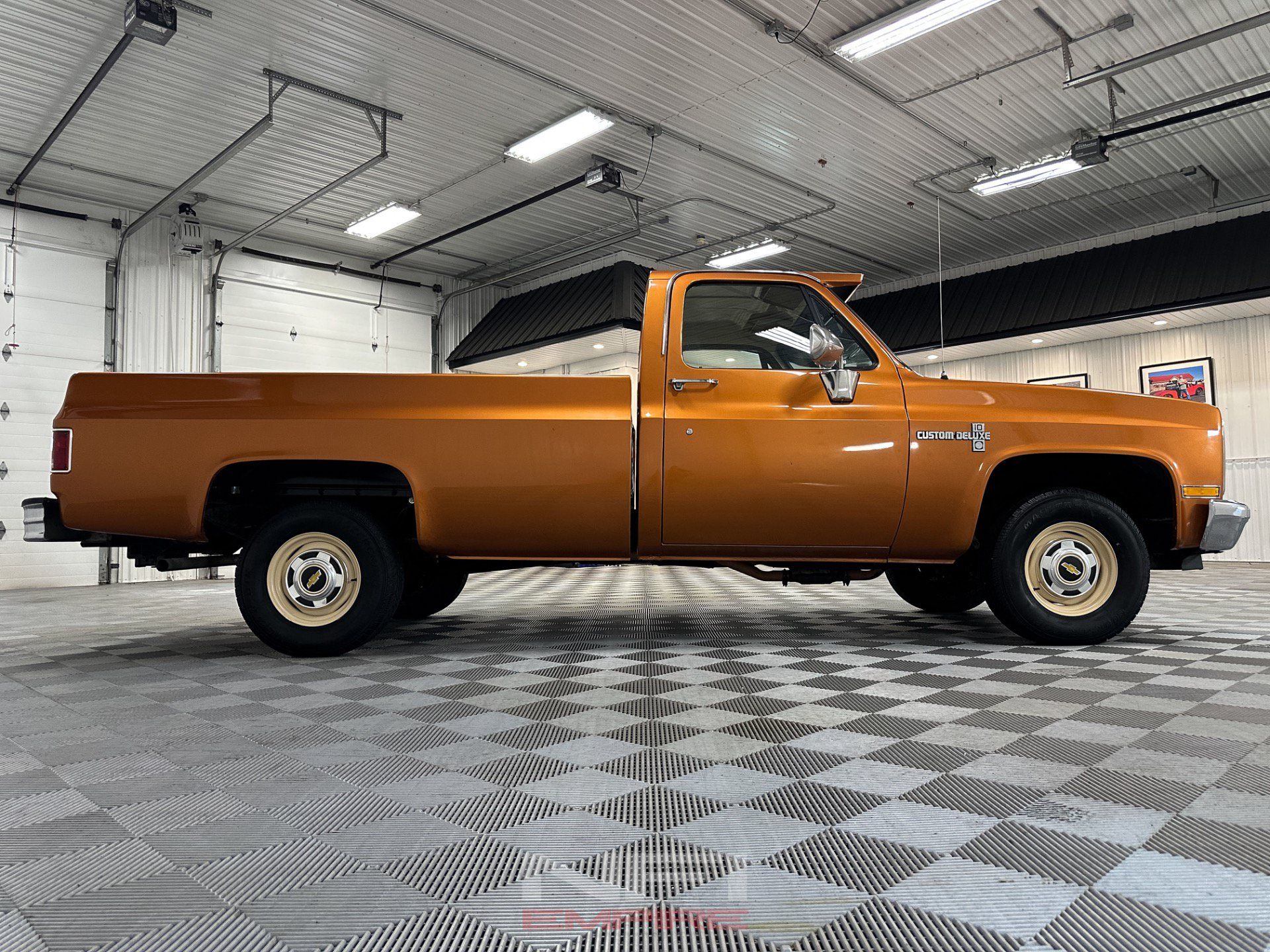 Used 1987 Chevrolet Silverado 1500 1500 RWD image 17