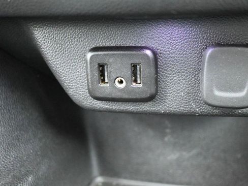 Used 2019 Chevrolet Traverse LT w/ LT Premium Package image 17