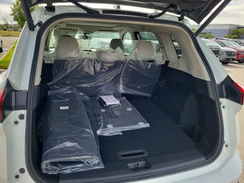 New 2026 Nissan Rogue SV FWD image 6