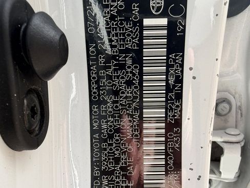 Used 2022 Toyota Corolla LE image 25