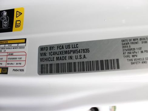 Used 2023 Jeep Wrangler Unlimited Sahara AWD/4WD image 53