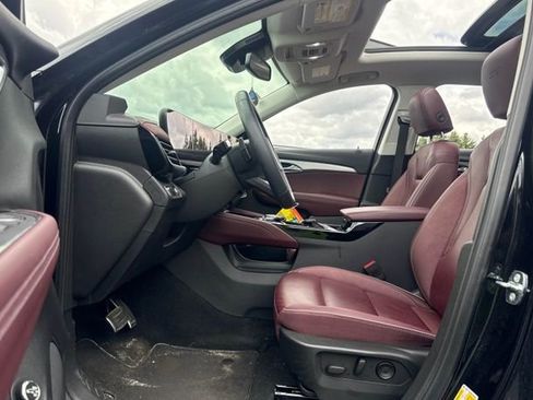 Used 2024 Buick Envision Sport Touring AWD/4WD image 7
