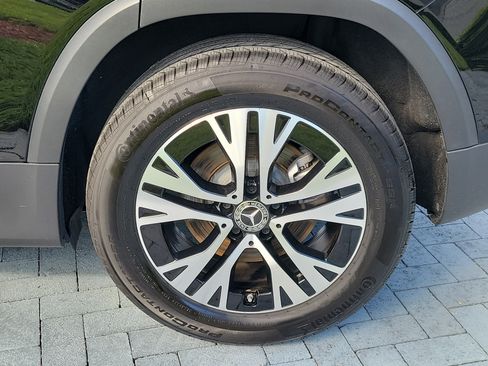 Used 2024 Mercedes-Benz GLB 250 image 5