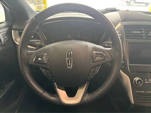 Used 2017 Lincoln MKC Premiere FWD image 14
