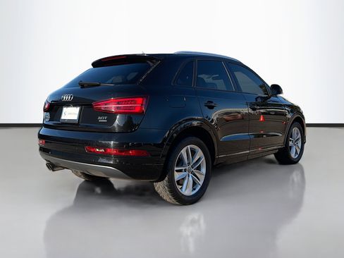 Used 2018 Audi Q3 2.0T Premium image 3