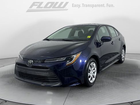 Certified 2024 Toyota Corolla LE image 3