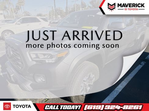 Used 2023 Toyota Tacoma TRD Off-Road image 1