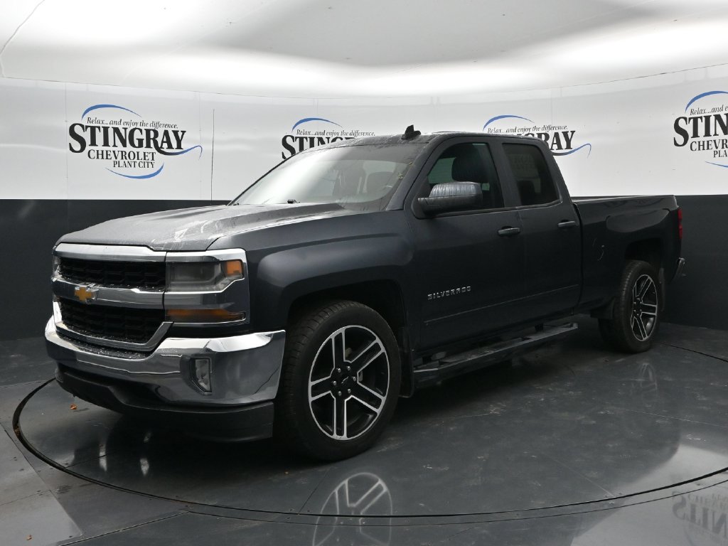 Used 2018 Chevrolet Silverado 1500 LT w/ All Star Edition RWD image 3