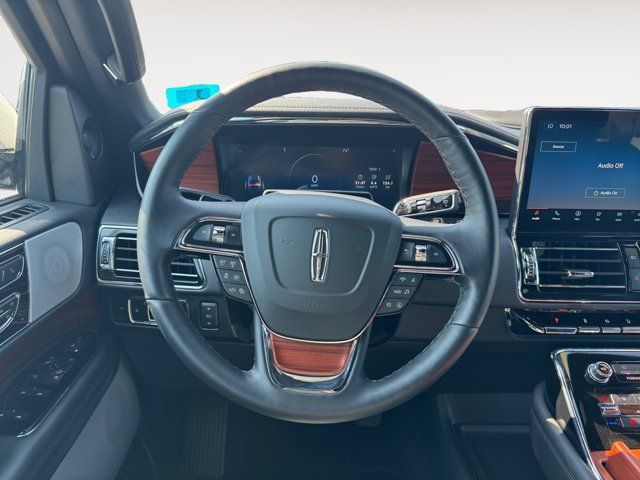 Used 2024 Lincoln Navigator L Reserve AWD/4WD image 14
