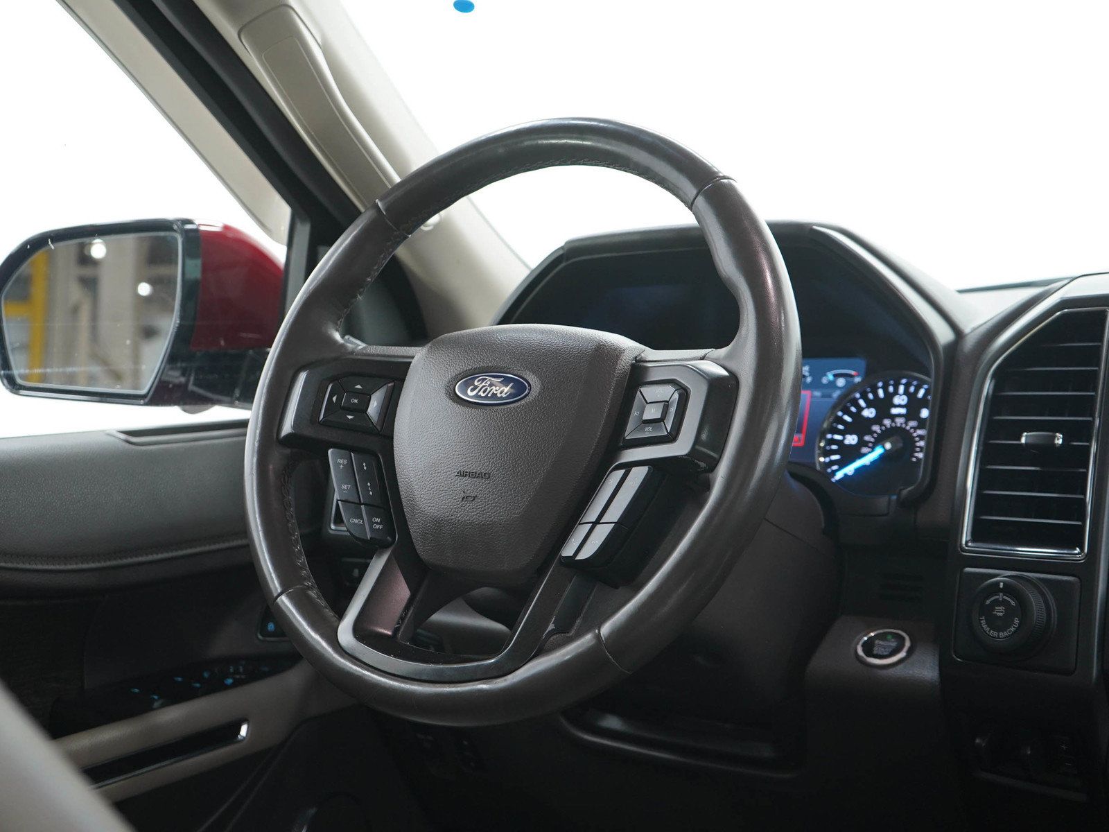 Used 2019 Ford Expedition Limited w/ Special Edition Package AWD/4WD image 15
