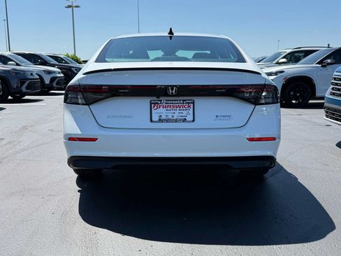 Used 2023 Honda Accord Sport image 5