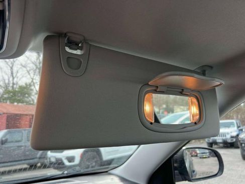 Certified 2021 Jeep Cherokee Limited image 40