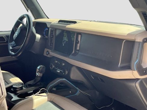 Used 2023 Ford Bronco Wildtrak AWD/4WD image 28