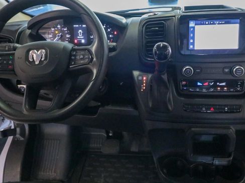 Used 2024 RAM ProMaster 2500 w/ Convenience Group FWD image 16