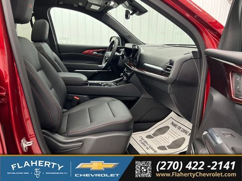 Used 2025 Chevrolet Traverse Z71 w/ Enhanced Driving Package AWD/4WD image 15