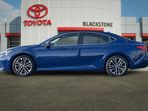 Certified 2025 Toyota Camry XLE w/ Premium Plus Package image 6