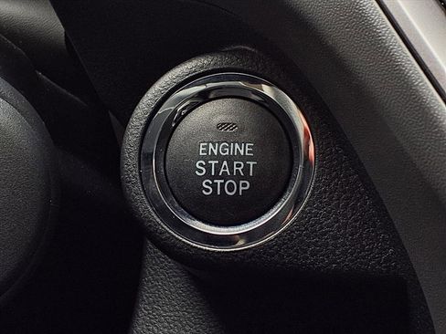 Certified 2025 Subaru Crosstrek 2.0i Premium image 13