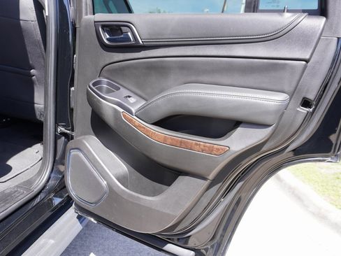 Used 2019 Chevrolet Tahoe LS image 21