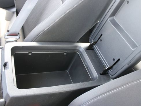Used 2024 Nissan Altima 2.5 SV FWD image 44