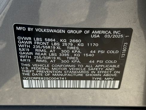 Used 2025 Volkswagen ID.4 Pro RWD image 27