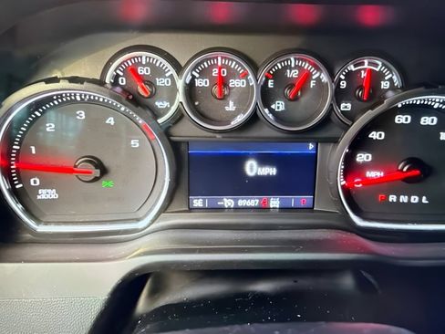 Used 2023 Chevrolet Silverado 2500 LTZ w/ LTZ Convenience Package AWD/4WD image 6