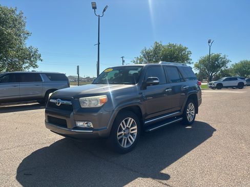 Used 2013 Toyota 4Runner Limited w/ Convenience Pkg AWD/4WD image 4