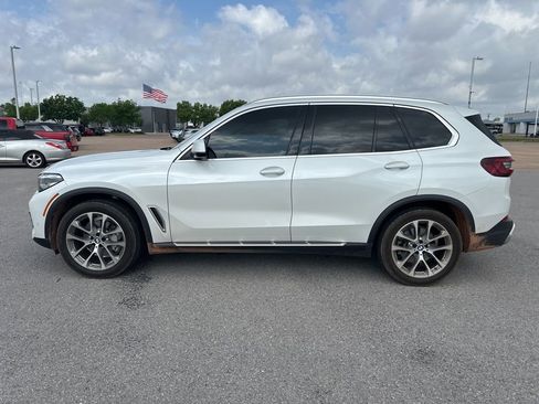 Used 2023 BMW X5 xDrive40i w/ Premium Package AWD/4WD image 2