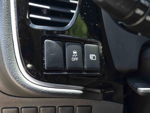Used 2020 Mitsubishi Outlander SEL FWD image 38