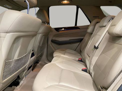 Used 2015 Mercedes-Benz ML 250 BlueTEC 4MATIC image 18