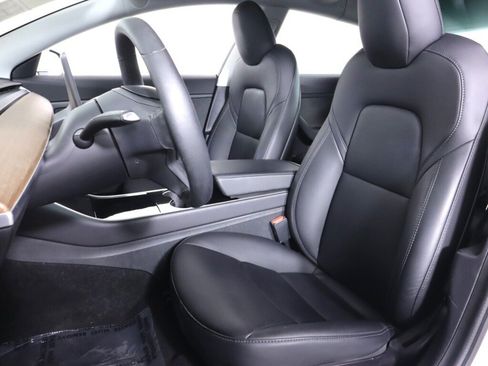 Used 2020 Tesla Model 3 Standard Range Plus RWD image 30