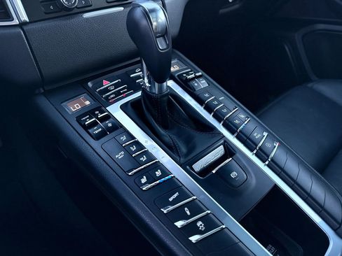 Used 2016 Porsche Macan S w/ Premium Package Plus AWD/4WD image 35