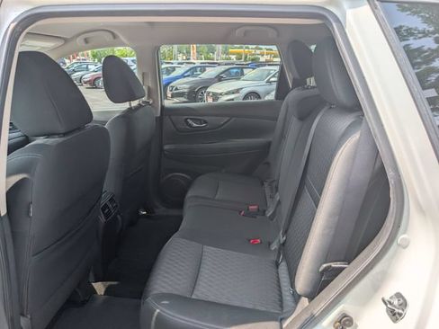 Used 2017 Nissan Rogue S w/ Appearance Package AWD/4WD image 12