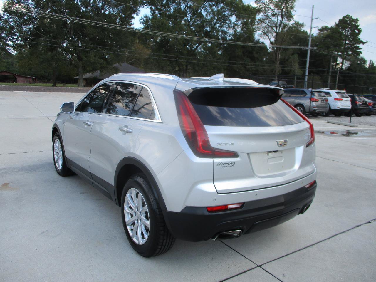 Used 2019 Cadillac XT4 Luxury FWD image 9
