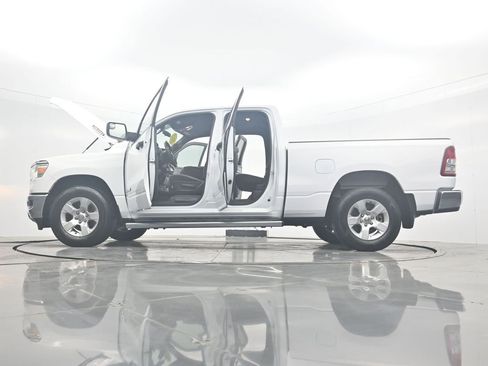 Used 2023 RAM 1500 Big Horn AWD/4WD image 44