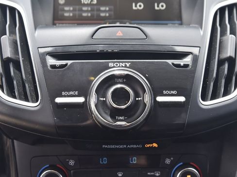 Used 2015 Ford Focus Titanium w/ Titanium Cold Weather Package image 30