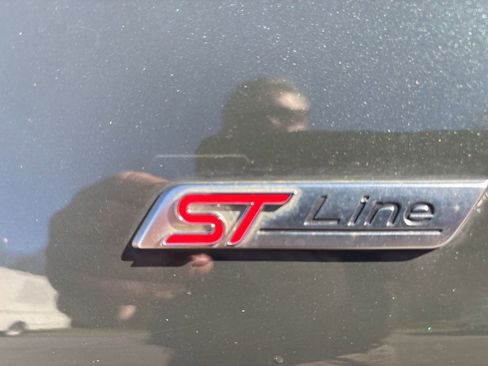 Used 2023 Ford Explorer ST-Line image 8