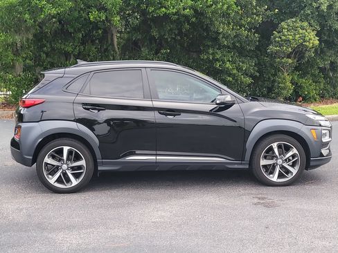 Used 2021 Hyundai Kona Ultimate FWD image 8