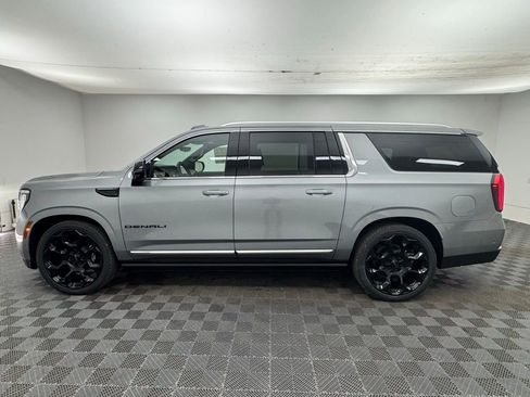 New 2026 GMC Yukon XL Denali w/ Denali Reserve Package AWD/4WD image 17