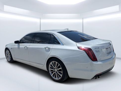 Used 2017 Cadillac CT6 Premium Luxury w/ Driver Assist Package AWD/4WD image 5