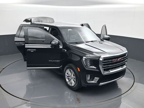 Used 2023 GMC Yukon SLT AWD/4WD image 30