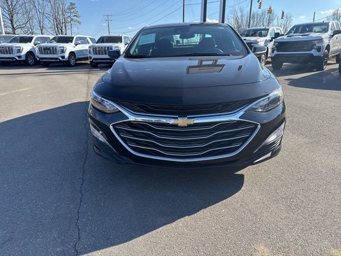 Used 2024 Chevrolet Malibu LT image 8