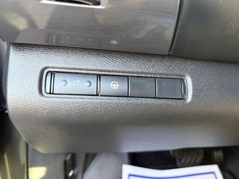 Used 2023 Nissan Pathfinder Rock Creek AWD/4WD image 25